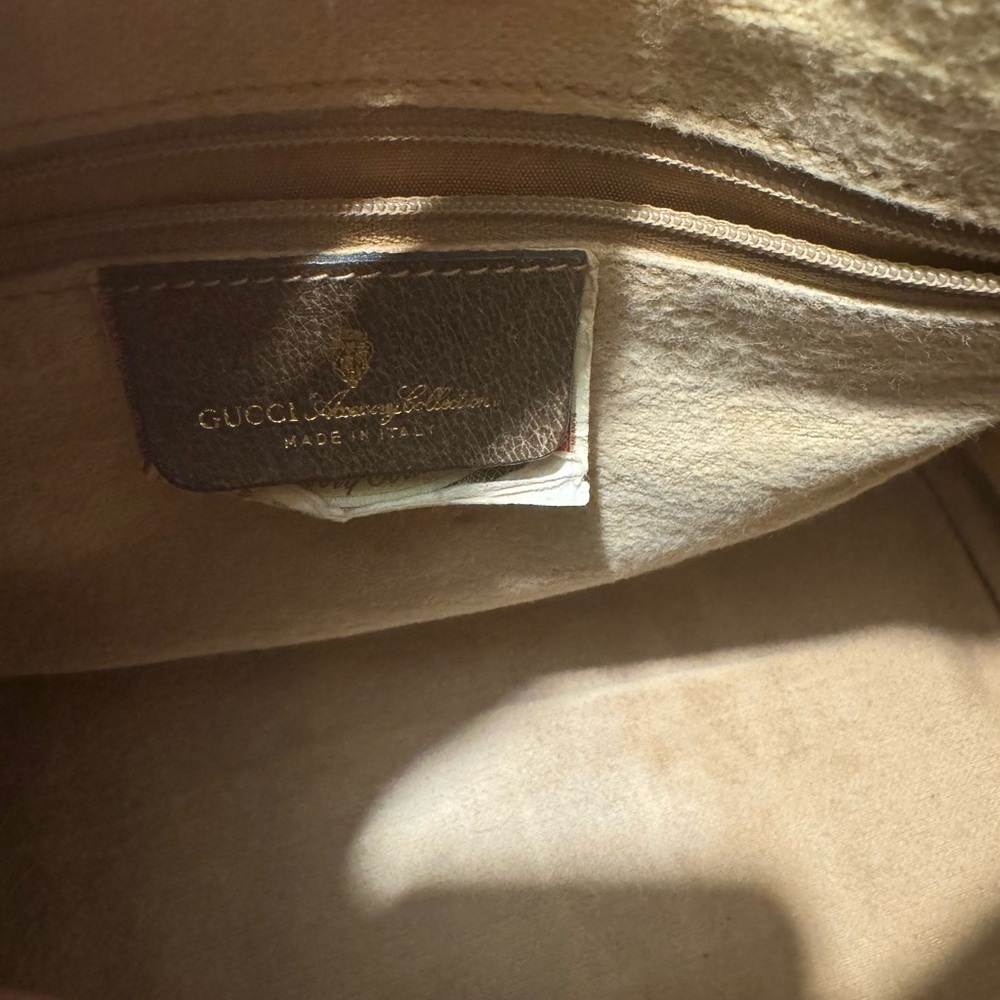 Gucci Boston - Picture 7 of 15